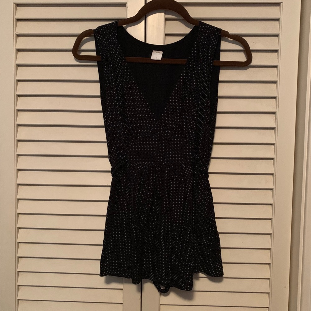 Super cute J.crew  Polkadot silk tie back top